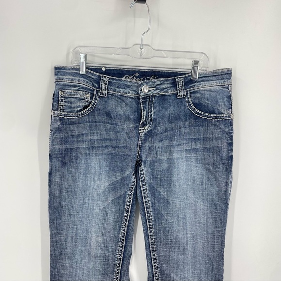 Wired Heart Womens Jeans Wide Leg Sz 34 Studded Gem Cross Back Pockets long tall - Picture 4 of 9